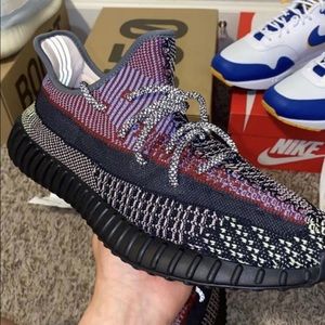 Yeezy 350 v2